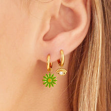 Afbeelding in Gallery-weergave laden, SPARKLING EYE EARRINGS
